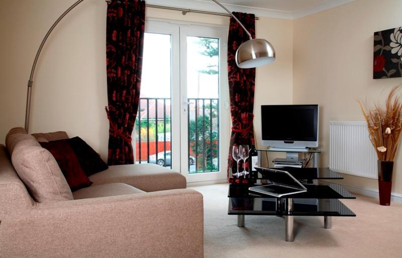 Basingstoke Apartments - Westlands House, City Centre, Home-From-Home Exteriér fotografie